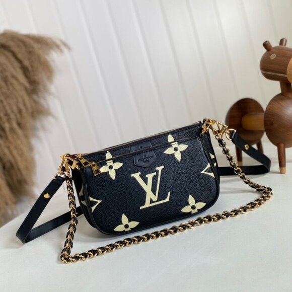 Louis Vuitton Multi Pochette Accessoires Shoulder Crossbody Bag - Picture 1 of 9